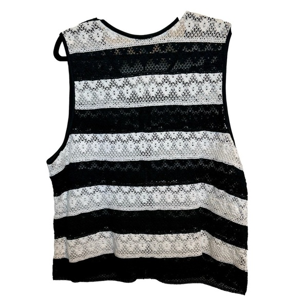 Chico’s Black and White Crocheted Lace Striped Vest 
Size 2 - Picture 2 of 4